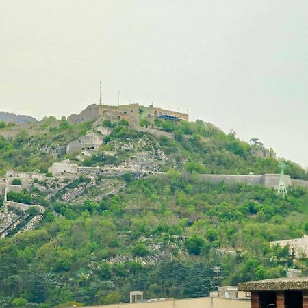 T2 Elegant - Proche Gare & Centre Apartment Grenoble Ngoại thất bức ảnh